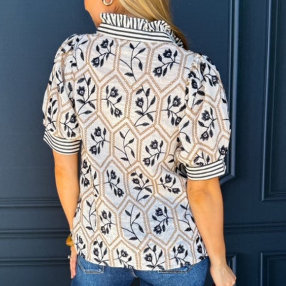 NEW Entro ruffle neck embroidered navy beige stripe floral top - Picture 7 of 7